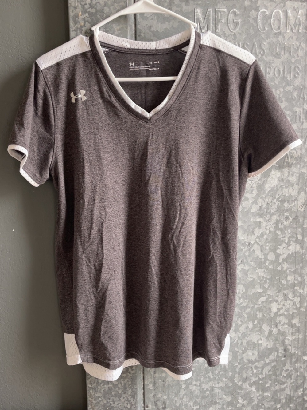 Under Armour Women’s Dark Gray V-Neck Athletic Tee with White Trim